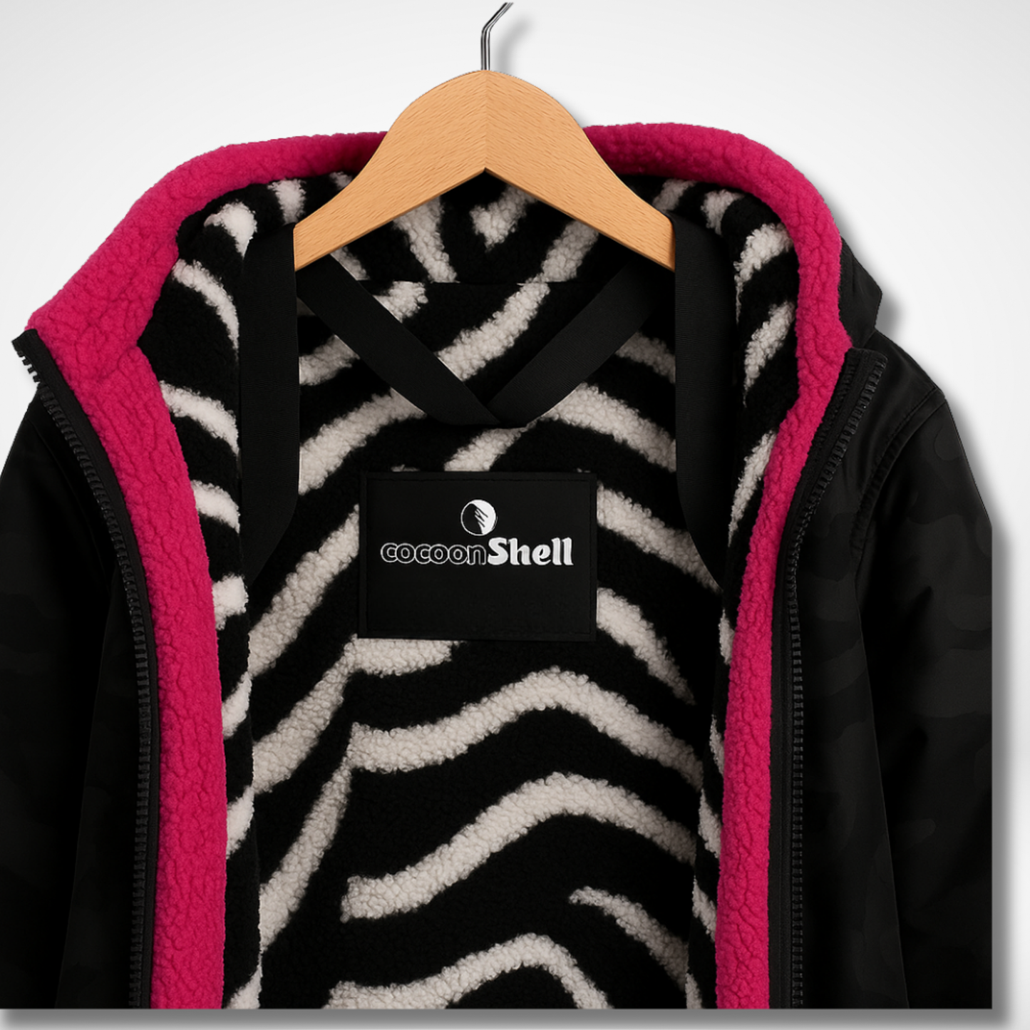 cocoonShell Apex – Black/ Camo | Pink Trim | Zebra Plush Lining
